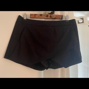 Black envelope shorts / skirt